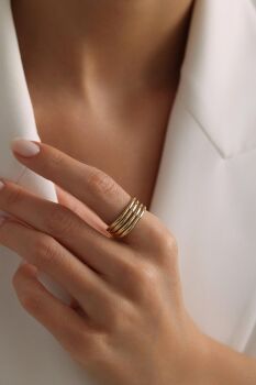 DÖRT SIRALI YÜZÜK - 