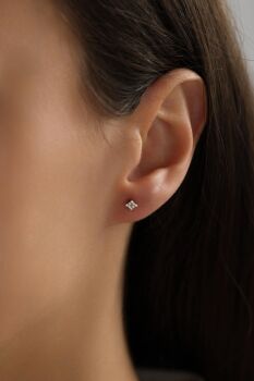 DÖRTGEN VİDALI KÜPE - 