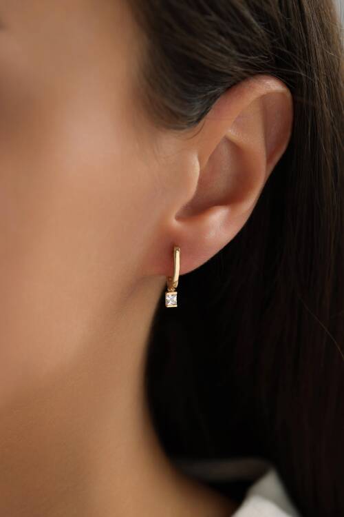 KARE TAŞLI KÜPE - 1