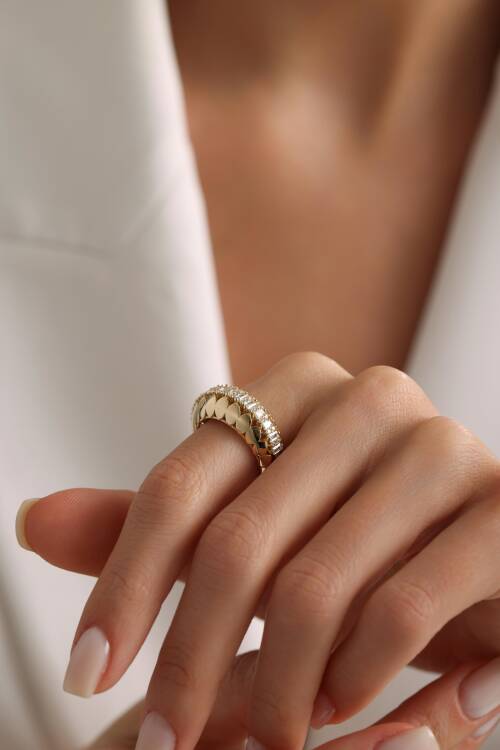 ORTASI BAGET TAŞLI YÜZÜK - 2