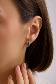 SİYAH TAŞLI ALTIGEN KÜPE - 