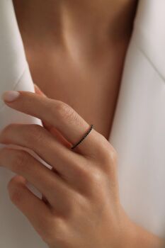 SİYAH TAŞLI YÜZÜK - 