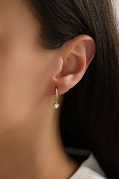 TAŞLI SALLANTILI KÜPE - 