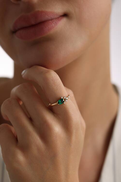 ZÜMRÜT YEŞİLİ YÜZÜK - 2